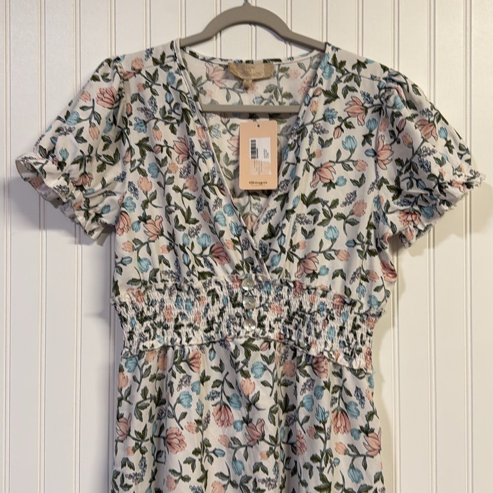 NWT GOGO Time To Bloom Floral White Cap Sleeve Midi Dress Ruched Tiered - Picture 2 of 9